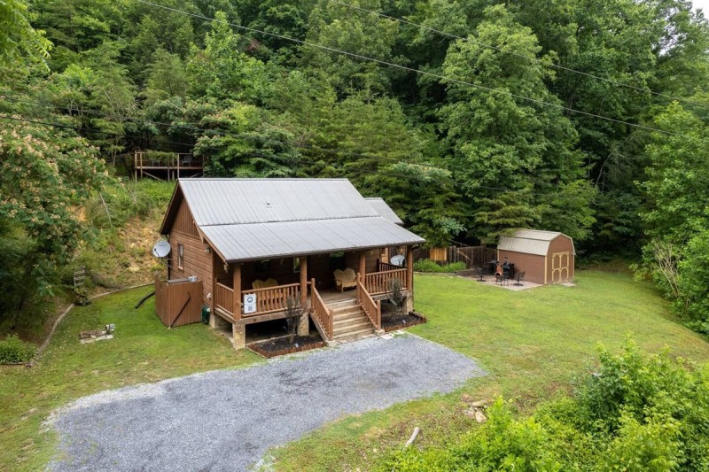 Dog Friendly Log Cabin Near Me